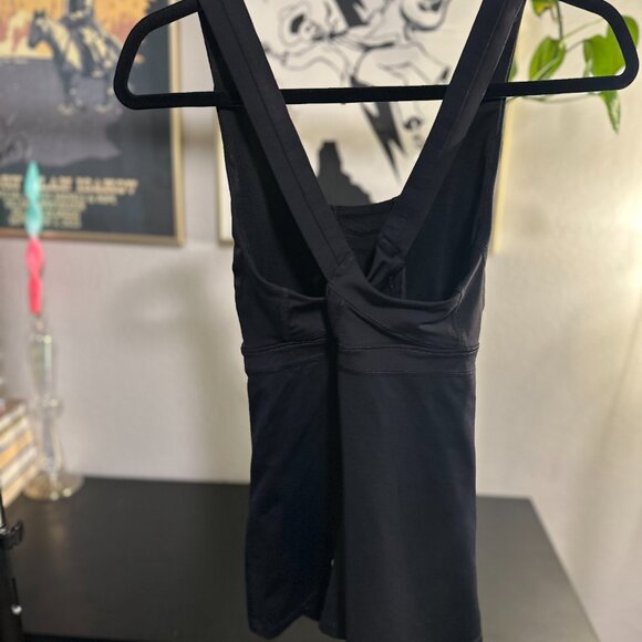 Lululemon Stuff Your Bra Tank II - Picture 12 of 16